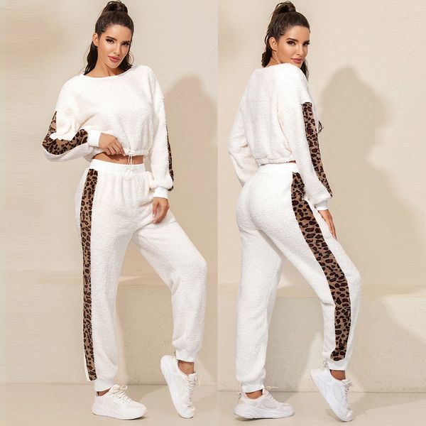autumn winter plush two pieces sets women leopard patchwork long sleeve crop +drawstring plush pants ladies tracksuits suits 210412, White
autumn winter plush two pieces sets women leopard patchwork long sleeve crop +drawstring plush pants ladies tracksuits suits 210412, White