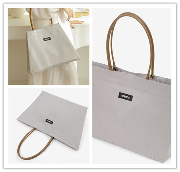 Designers Duffel Bags 45CM 55CM luxury large capacity travel sale High quality women men Genuine Leather shoulder Fashion bag carry rivets with lock head ertuytt, Sky blue
Designers Duffel Bags 45CM 55CM luxury large capacity travel sale High quality women men Genuine Leather shoulder Fashion bag carry rivets with lock head ertuytt, Sky blue