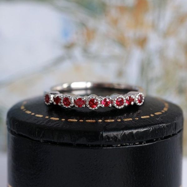 cluster rings european and american line ruby zircon ring ladies elegant simple jewelry for girlfriend fashion romantic gift, Golden;silver
cluster rings european and american line ruby zircon ring ladies elegant simple jewelry for girlfriend fashion romantic gift, Golden;silver
