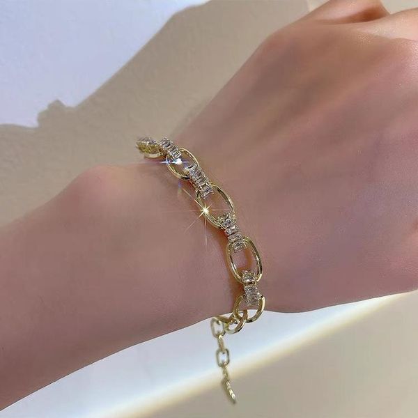 link, chain european and american retro zircon metal bracelets female simple temperament wild shiny bracelet party wedding jewelry, Black
link, chain european and american retro zircon metal bracelets female simple temperament wild shiny bracelet party wedding jewelry, Black