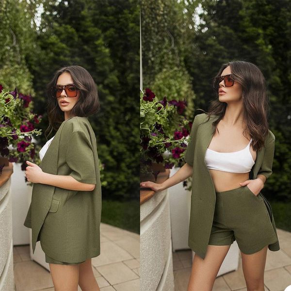 cool armygreen mother of the bride pants suits summer short women business formal work blazer suit 2 pieces, Black;red
cool armygreen mother of the bride pants suits summer short women business formal work blazer suit 2 pieces, Black;red