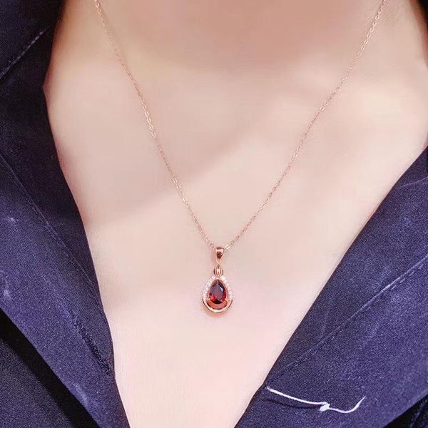 chains thousands of colorful magpie natural quality goods garnet pendants diamond necklace fashion personality temperament to send moth, Silver
chains thousands of colorful magpie natural quality goods garnet pendants diamond necklace fashion personality temperament to send moth, Silver
