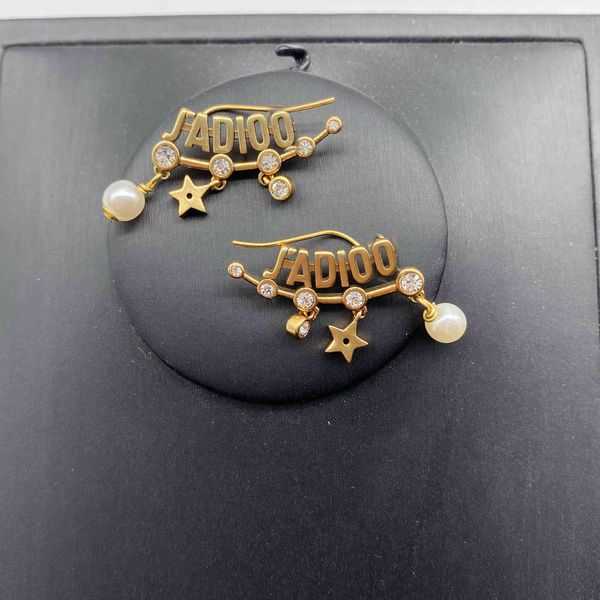 temperament minority letter pearl earring clip women letter tassel net red earring women accessories black friday, Golden
temperament minority letter pearl earring clip women letter tassel net red earring women accessories black friday, Golden