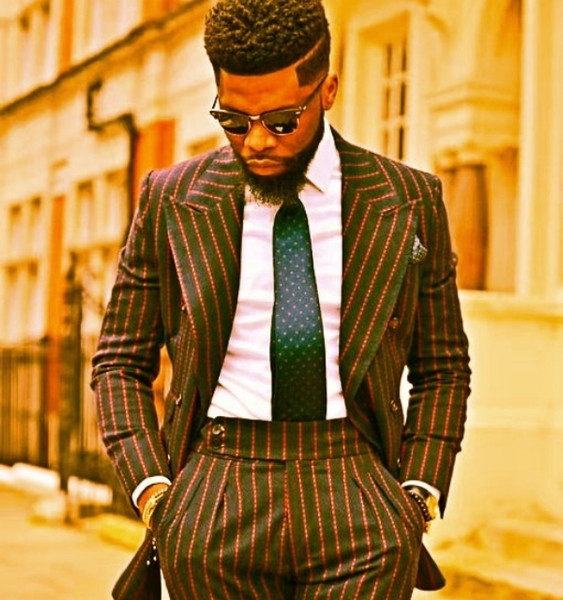 2021 blue red stripe men suits costume homme groom wear tuxedos wedding terno masculino, Black
2021 blue red stripe men suits costume homme groom wear tuxedos wedding terno masculino, Black