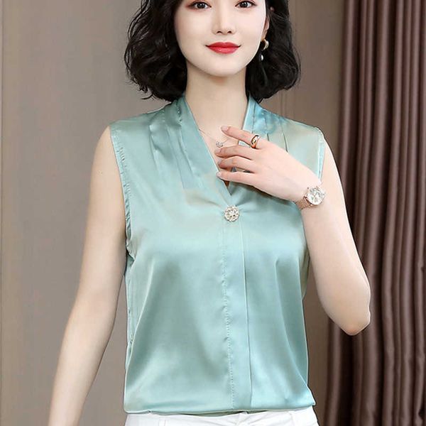 korean silk blouses women summer woman satin blouse elegant sleeveless v-neck blusas mujer de moda 210531, White
korean silk blouses women summer woman satin blouse elegant sleeveless v-neck blusas mujer de moda 210531, White