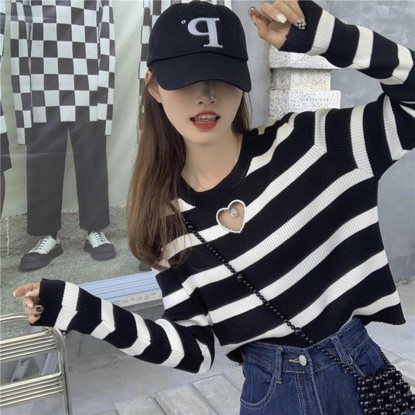 women's t-shirt sweater bottomed shirt female spring and autumn foreign style inner take care machine love hollowed out lazy wind short, White
women's t-shirt sweater bottomed shirt female spring and autumn foreign style inner take care machine love hollowed out lazy wind short, White