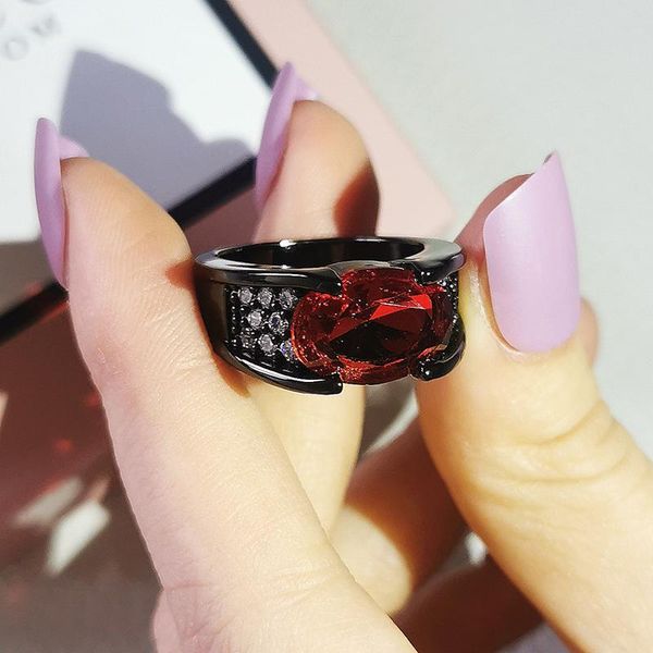 wedding rings 2021 luxury red color black oval engagement ring for women lady anniversary gift jewelry bulk sell r5939, Slivery;golden
wedding rings 2021 luxury red color black oval engagement ring for women lady anniversary gift jewelry bulk sell r5939, Slivery;golden