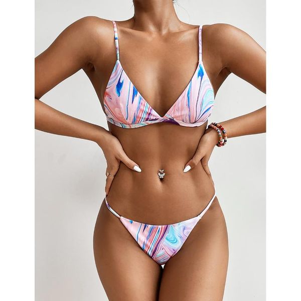 one-piece suits 2021 floral printed low waist two pieces bikini set swimsuit female women beachwear swimwear bathing 
one-piece suits 2021 floral printed low waist two pieces bikini set swimsuit female women beachwear swimwear bathing