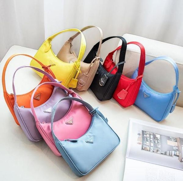 new hobo ladies shoulder bag waterproof canvas one tote handbag old flower wallet messenger bag wholesale
new hobo ladies shoulder bag waterproof canvas one tote handbag old flower wallet messenger bag wholesale