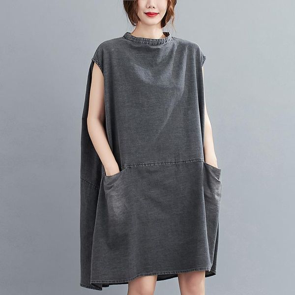 casual dresses oversized loose denim women summer vintage 2021 o-neck sleeveless straight solid pocket female clothing quality, Black;gray
casual dresses oversized loose denim women summer vintage 2021 o-neck sleeveless straight solid pocket female clothing quality, Black;gray