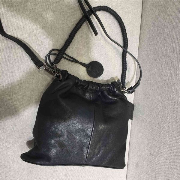 leather head leather craft leisure clothing accessories women's single shoulder bag, messenger bag, handbag
leather head leather craft leisure clothing accessories women's single shoulder bag, messenger bag, handbag