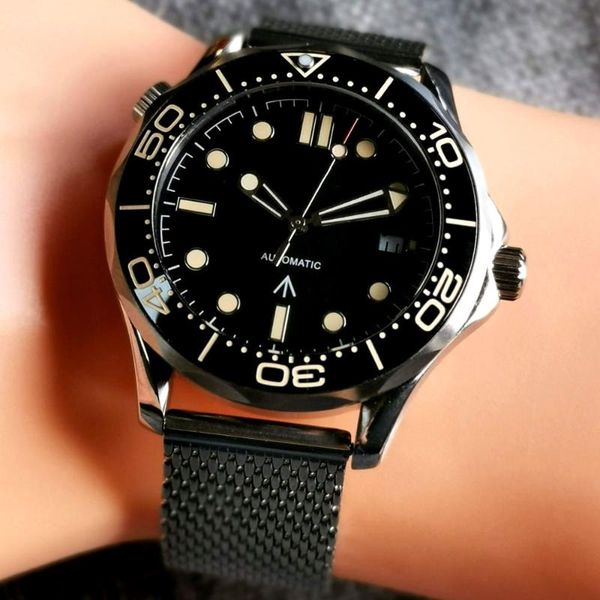 wristwatches arrival mechanical men watch sapphire glass date nh35 21 jewel miyota 8215 mental band rotating bezel, Slivery;brown
wristwatches arrival mechanical men watch sapphire glass date nh35 21 jewel miyota 8215 mental band rotating bezel, Slivery;brown