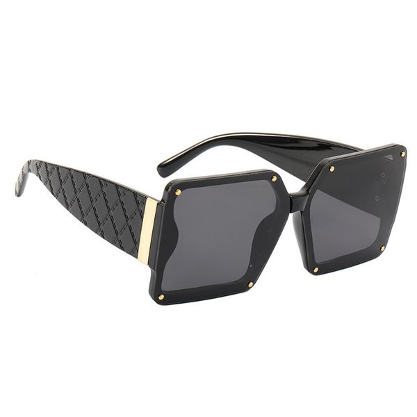 oversized rimls square sunglass women men sun glass big gradient luxury shad oculus retro vintage gafas de sol uv400, White;black
oversized rimls square sunglass women men sun glass big gradient luxury shad oculus retro vintage gafas de sol uv400, White;black