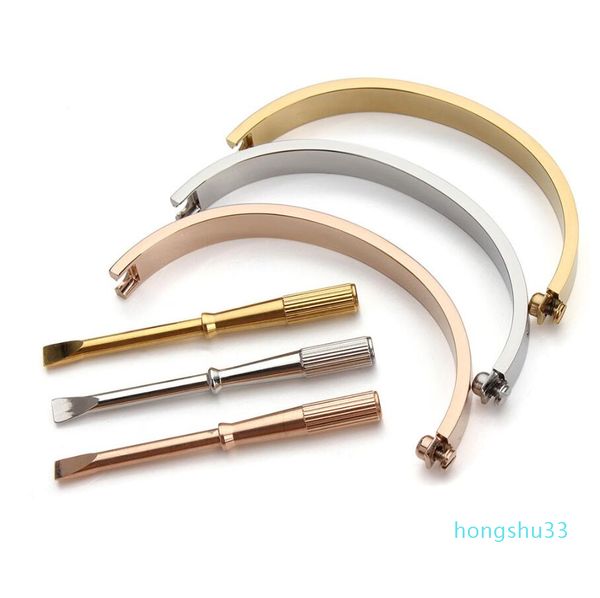 2020 titanium steel bracelets silver rose gold bangles for women men bracelet origianl box, Golden;silver 
2020 titanium steel bracelets silver rose gold bangles for women men bracelet origianl box, Golden;silver