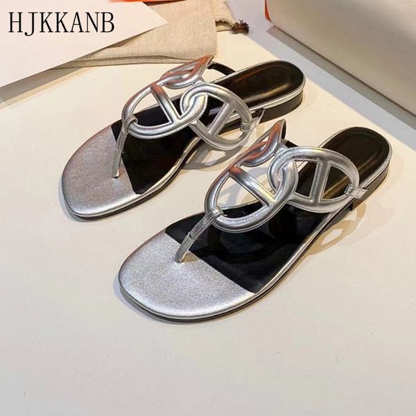75% off factory outlet sale 2021 new pig nose chain flip flops women silver leather clip-on slides summer beach casual flat slippers circle, Black
75% off factory outlet sale 2021 new pig nose chain flip flops women silver leather clip-on slides summer beach casual flat slippers circle, Black