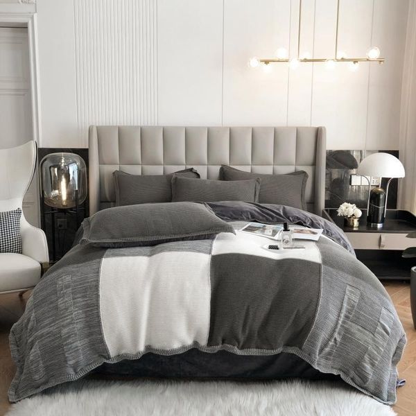 bedding sets geometric grey beige patchwork pattern duvet cover king simple 4pcs fleece velvet soft with 1bed sheet 2pillowcase
bedding sets geometric grey beige patchwork pattern duvet cover king simple 4pcs fleece velvet soft with 1bed sheet 2pillowcase