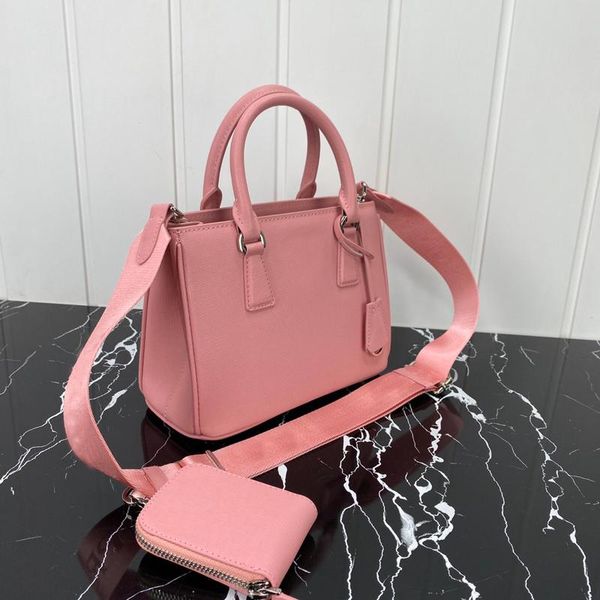 designer handbag shoulder bags evening bag leather killer sack style design diagonal underarm designerbag
designer handbag shoulder bags evening bag leather killer sack style design diagonal underarm designerbag