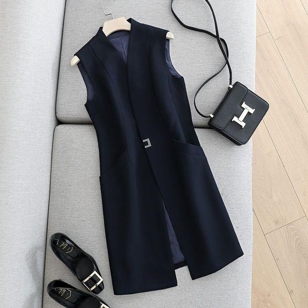 women's vests spring autumn v-neck vest women loose waistcoat single button sleeveless blazer feminino long slim veste femme office tid, Black;white
women's vests spring autumn v-neck vest women loose waistcoat single button sleeveless blazer feminino long slim veste femme office tid, Black;white