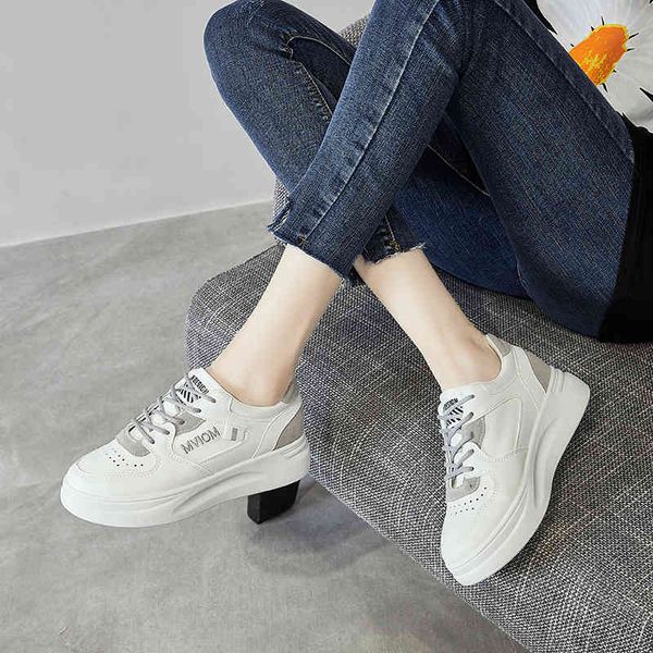 spring 2021 new women's board shoes summer small white low breathable student outdoor leisure sports
spring 2021 new women's board shoes summer small white low breathable student outdoor leisure sports