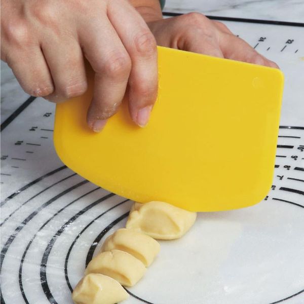 dough cutter pp plastic fondant scraper non-slip kitchen pastry chopper universal for bread pizza cake batter baking & tools
dough cutter pp plastic fondant scraper non-slip kitchen pastry chopper universal for bread pizza cake batter baking & tools