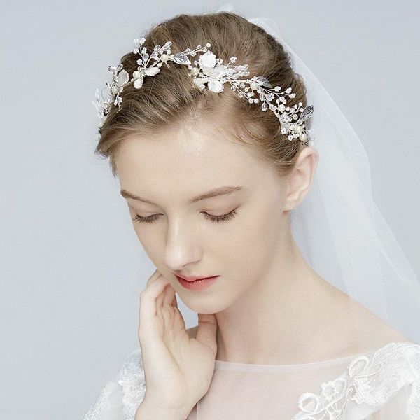 hair clips & barrettes hand-woven crystal rhinestone headband bridal tiara accessories for women wedding dress fashion flower wreath headwea, Golden;silver
hair clips & barrettes hand-woven crystal rhinestone headband bridal tiara accessories for women wedding dress fashion flower wreath headwea, Golden;silver