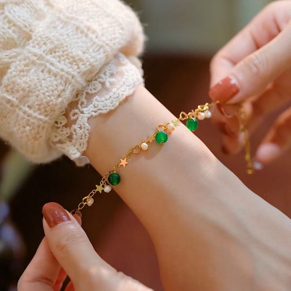 bracelets beaded jewelry natural freshwater pearl green chalcedony gentle design sense fairy gift autumn and winter high bracelet, Golden;silver
bracelets beaded jewelry natural freshwater pearl green chalcedony gentle design sense fairy gift autumn and winter high bracelet, Golden;silver