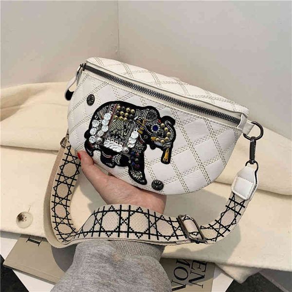 pockets handbag net red ins waist women 2021 korean messenger women's small foreign style fashion chest, Black;red
pockets handbag net red ins waist women 2021 korean messenger women's small foreign style fashion chest, Black;red