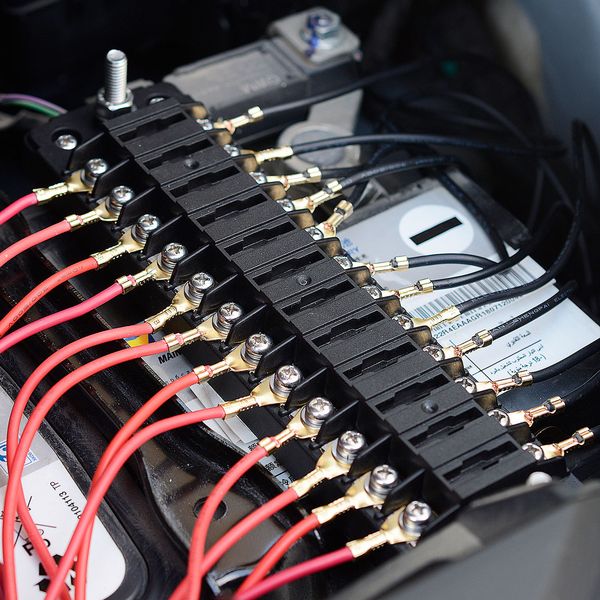 12 way 12v blade fuses block 6circuit atc/ato fuse box holder with led indicator waterproof protection cover
12 way 12v blade fuses block 6circuit atc/ato fuse box holder with led indicator waterproof protection cover