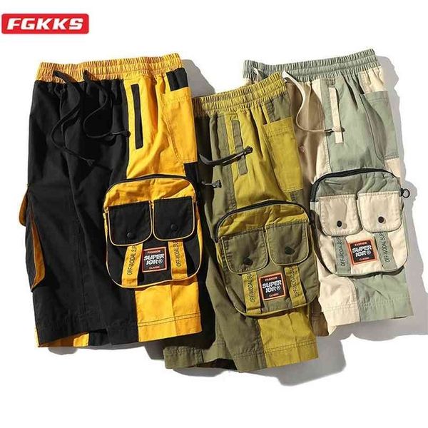 fgkks brand men patchwork cargo shorts men's high street harajuku casual straight knee length male clothing 210713, White;black
fgkks brand men patchwork cargo shorts men's high street harajuku casual straight knee length male clothing 210713, White;black