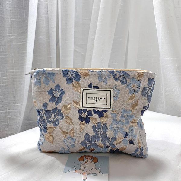 amazing evening bags female jacquard clutch, handbag for women, totes, designer, casual, fashion, three dimensional, cosmetics, 2021
amazing evening bags female jacquard clutch, handbag for women, totes, designer, casual, fashion, three dimensional, cosmetics, 2021