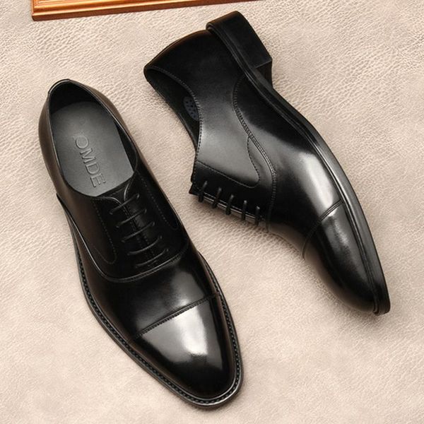 men genuine leather dress shoes 2021 brogue fashion wedding round head lace up business formal black khaki oxford shoe
men genuine leather dress shoes 2021 brogue fashion wedding round head lace up business formal black khaki oxford shoe