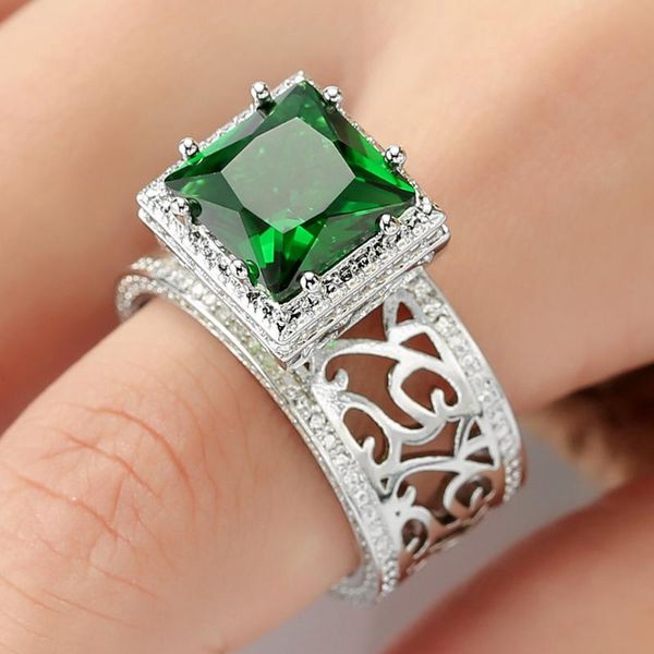 cluster rings vintage carving emerald gemstones green crystal for women white gold silver color jewelry bijoux bague party accessories, Golden;silver
cluster rings vintage carving emerald gemstones green crystal for women white gold silver color jewelry bijoux bague party accessories, Golden;silver