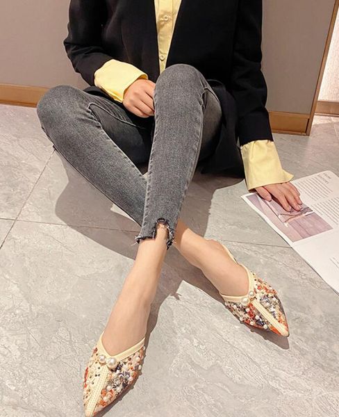 2021 summer trendy ladies flat slippers fashion pearl pointed casual lazy baotou sandals, Black
2021 summer trendy ladies flat slippers fashion pearl pointed casual lazy baotou sandals, Black
