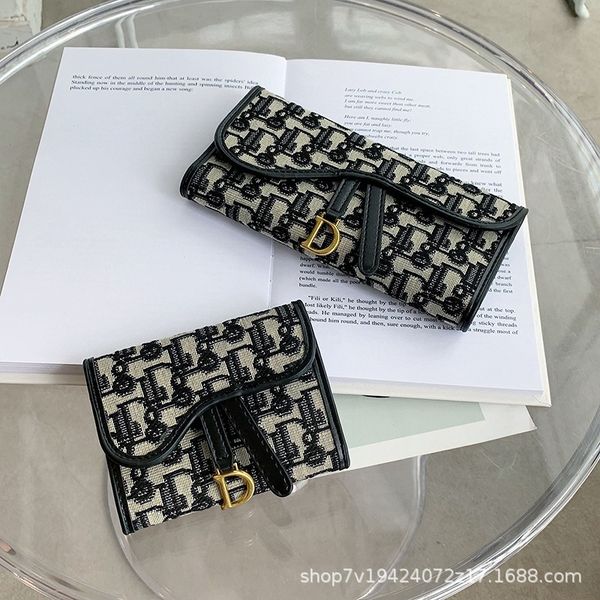 women's wallet long three fold folding simple cloth large purse sale, Red;black
women's wallet long three fold folding simple cloth large purse sale, Red;black