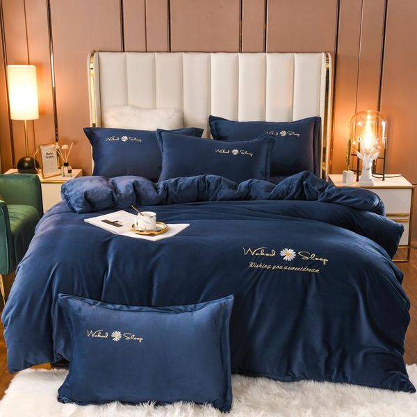 bedding sets velvet set winter warm duvet cover and bed sheet pillowcase linens solid color double quilt 220x240
bedding sets velvet set winter warm duvet cover and bed sheet pillowcase linens solid color double quilt 220x240