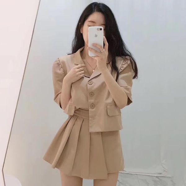 summer women two piece set and skirt short sleeve single breasted backless blouse + high waist mini pleated dress, White
summer women two piece set and skirt short sleeve single breasted backless blouse + high waist mini pleated dress, White