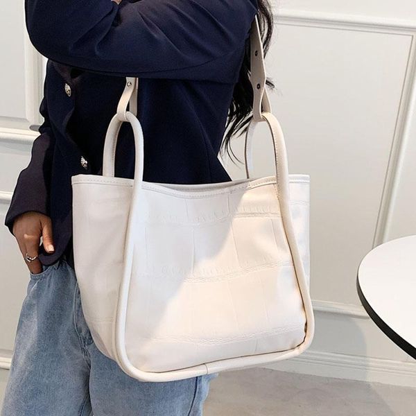 evening bags fashion pu leather crocodile pattern ladies shoulder bag trend casual tote women handbags simple generous messenger purses1
evening bags fashion pu leather crocodile pattern ladies shoulder bag trend casual tote women handbags simple generous messenger purses1