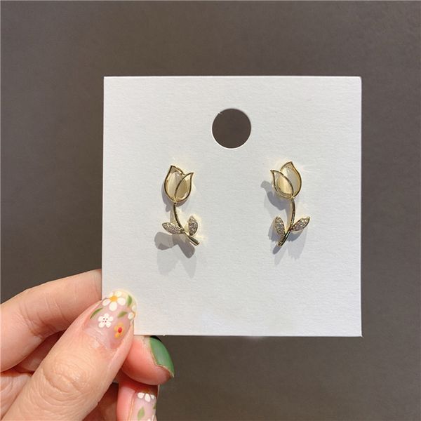studs earrings 925 silver needle cat's eye stone korean elegant temperament versatile personality cool wind tulip flower female, Golden;silver
studs earrings 925 silver needle cat's eye stone korean elegant temperament versatile personality cool wind tulip flower female, Golden;silver