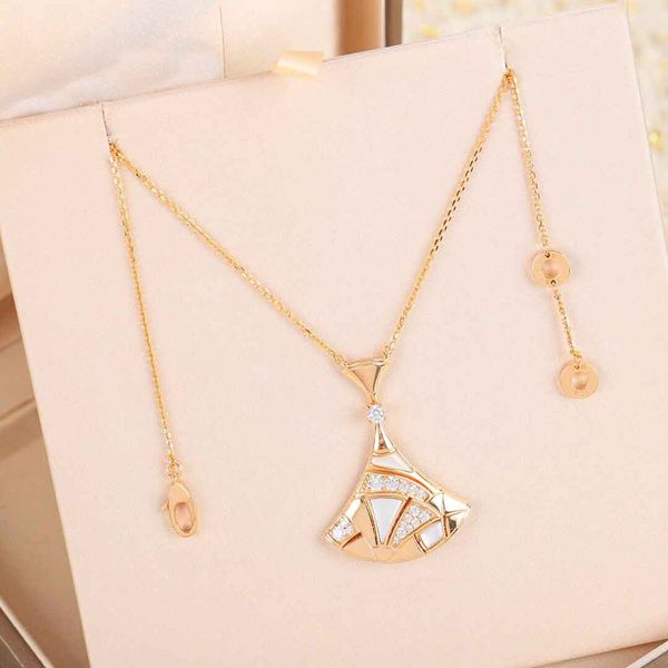 s925 silver pendant necklace with white shell sparkly diamond in 18k rose gold color plated for women wedding jewelry gift have box stamp ps
s925 silver pendant necklace with white shell sparkly diamond in 18k rose gold color plated for women wedding jewelry gift have box stamp ps