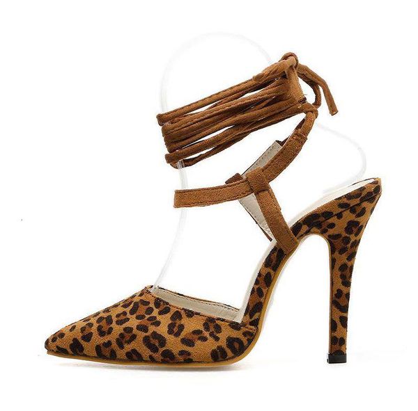 leopard pointed pumps fashion luxury designer women shoes high heels size 35 to 40, Black
leopard pointed pumps fashion luxury designer women shoes high heels size 35 to 40, Black