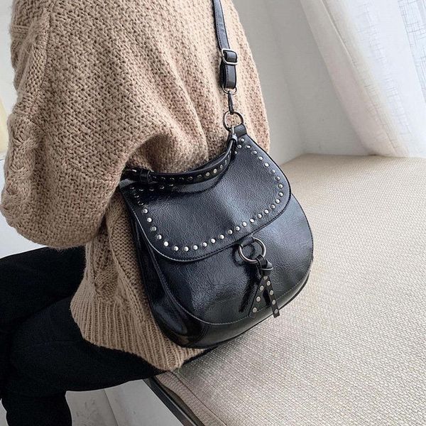 rivet vintage fashion women bags shoulder bag 2021 pu leather punk women's handbags purses
rivet vintage fashion women bags shoulder bag 2021 pu leather punk women's handbags purses