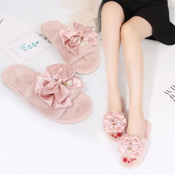 slippers est winter women flats pearl bow decoration female solid sweet warm cotton indoor plush slip-on fur home shoes, Black
slippers est winter women flats pearl bow decoration female solid sweet warm cotton indoor plush slip-on fur home shoes, Black