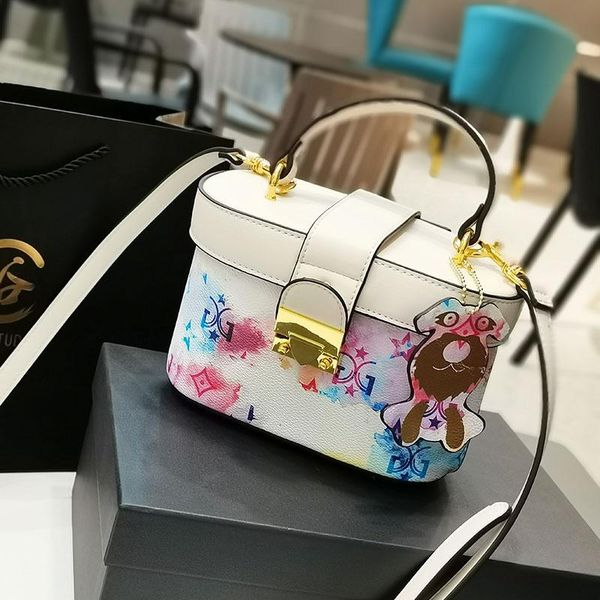 evening bags luxury designer purses and handbags 2021 fashion single shoulder messenger bag ladies fashionable
evening bags luxury designer purses and handbags 2021 fashion single shoulder messenger bag ladies fashionable