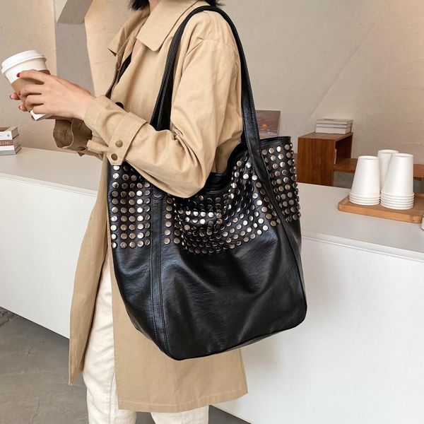 evening bags rivet shoulder for women 2021 big bag women's handbags large capacity shouler handbag soft leatherladies travel
evening bags rivet shoulder for women 2021 big bag women's handbags large capacity shouler handbag soft leatherladies travel