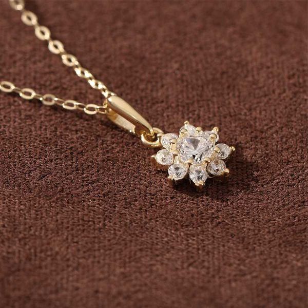 chains real 925 sterling silver sun flower necklace exquisite gorgeous sweet small pendant fashion women jewelry
chains real 925 sterling silver sun flower necklace exquisite gorgeous sweet small pendant fashion women jewelry
