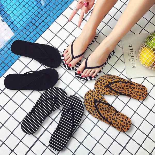 slippers simple ladies summer flat slip non-slip leopard clips drag leisure beach sandals and korean flip flops, Black
slippers simple ladies summer flat slip non-slip leopard clips drag leisure beach sandals and korean flip flops, Black