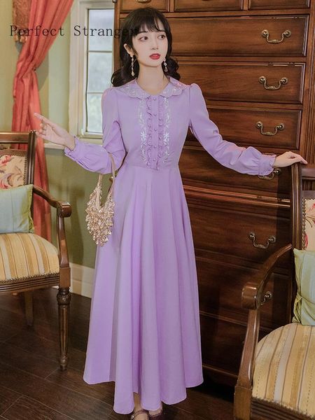 autumn winter arrival turn down collar long sleeve women dress casual dresses, Black;gray
autumn winter arrival turn down collar long sleeve women dress casual dresses, Black;gray