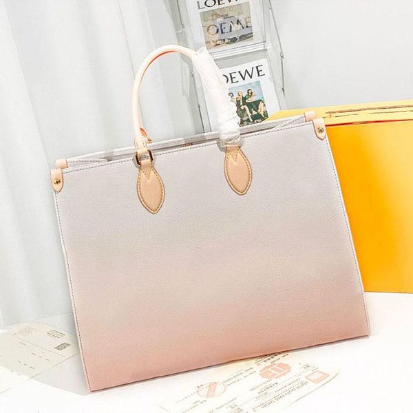 retro female bag 2021 one-shoulder messenger handbag large-capacity presbyopia large printing shopping bag
retro female bag 2021 one-shoulder messenger handbag large-capacity presbyopia large printing shopping bag