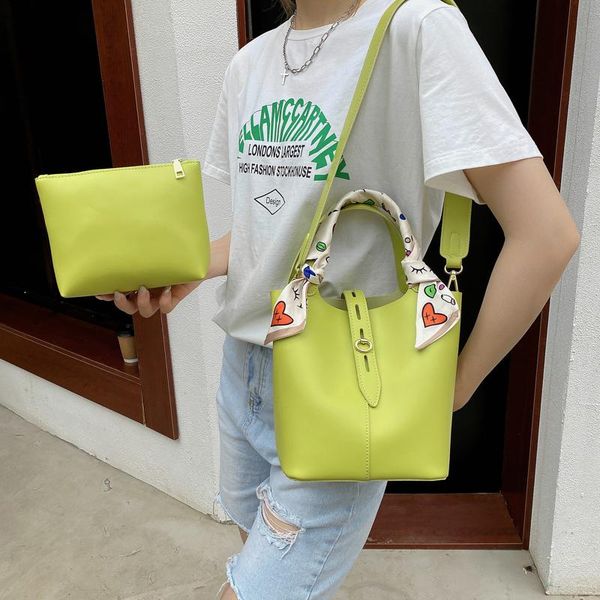 evening bags large capacity luxury designer handbag pure silk scarf accessories leather women's bucket bag purse crossbody sac a main 
evening bags large capacity luxury designer handbag pure silk scarf accessories leather women's bucket bag purse crossbody sac a main