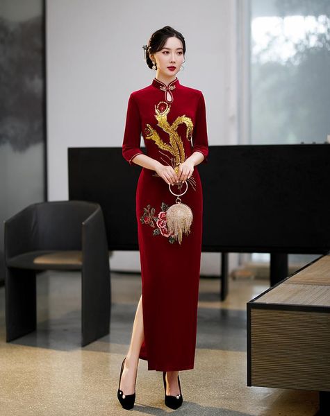 ethnic clothing autumn women seven points sleeve long qipao elegant orientale banquet sequins embroidery beading velour cheongsam oversize 4, Red
ethnic clothing autumn women seven points sleeve long qipao elegant orientale banquet sequins embroidery beading velour cheongsam oversize 4, Red